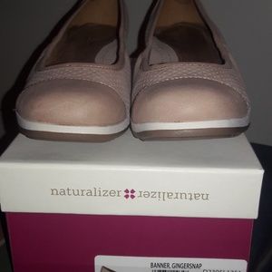 Naturalizer N5 Wedge Pumps